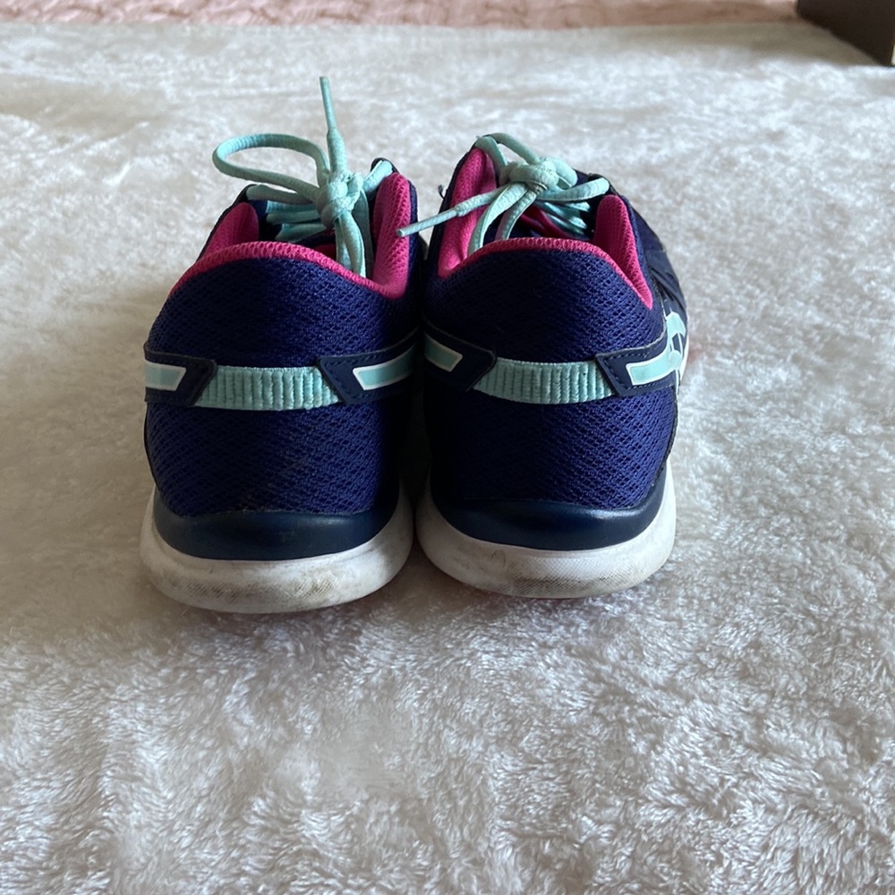 ASICS Cross Trainer - Picture 3 of 4